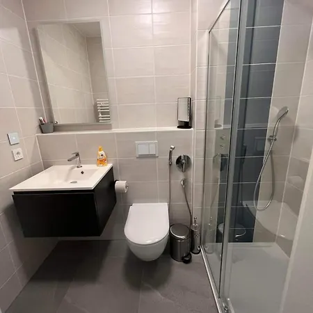 Cloche D Or Modern 2 Bed * Lucembursko