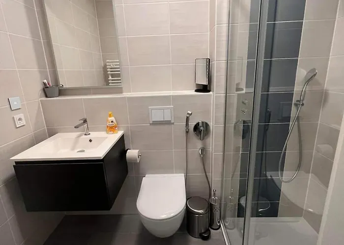 Cloche D Or Modern 2 Bed * Luxembourg